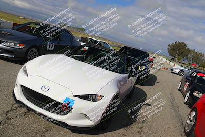 media/Mar-30-2025-Speed Ventures (Sun) [[39e6b1441d]]/Yellow/Grid/